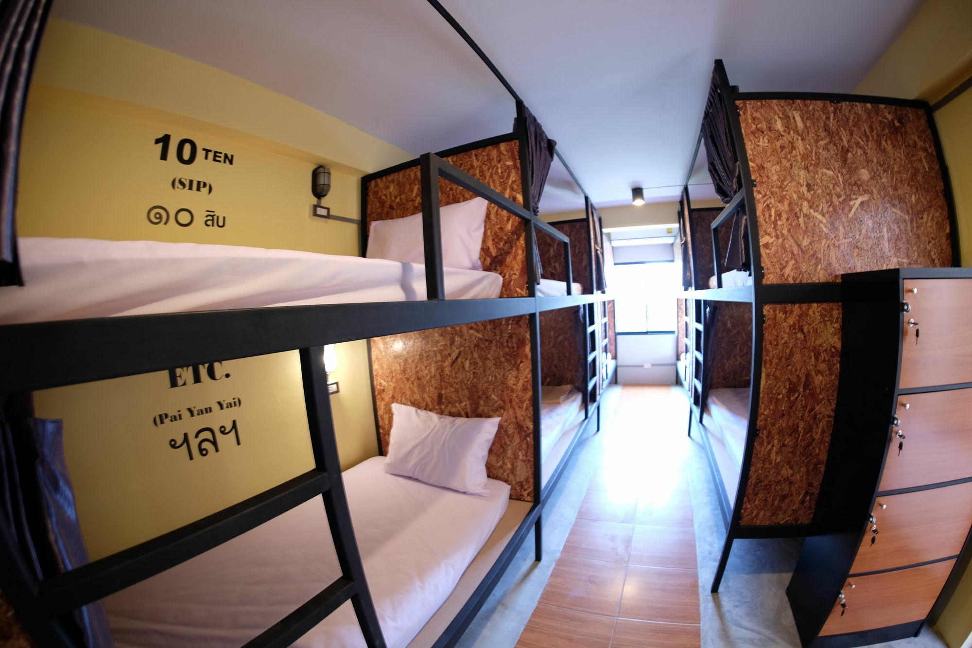 Hide Bangkok Hostel Eksteriør billede